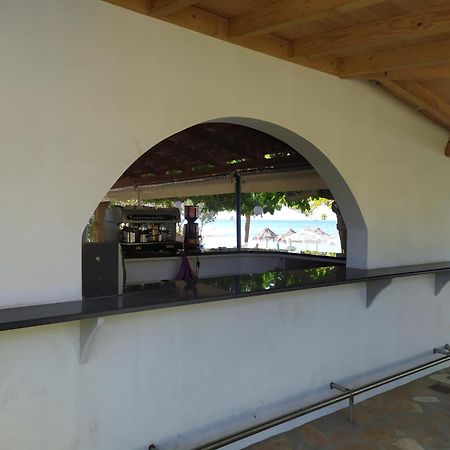 Makinia Beach Nafpaktos Buitenkant foto