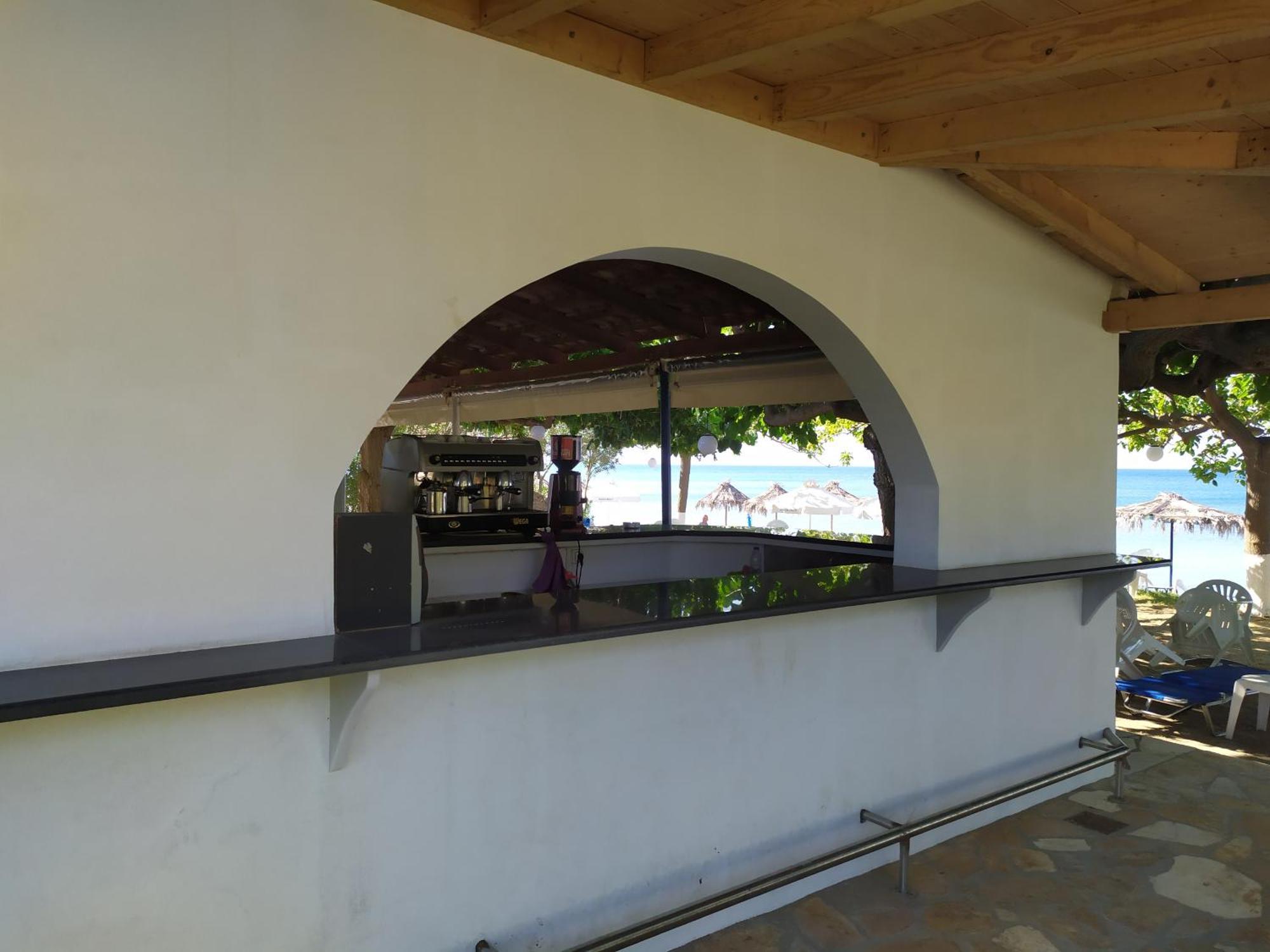 Makinia Beach Nafpaktos Buitenkant foto